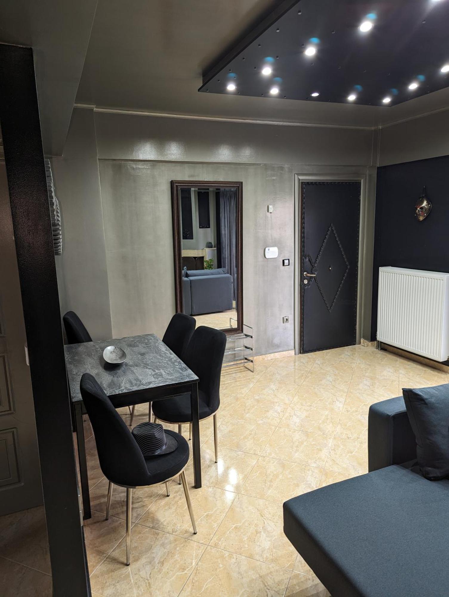 Modern Quiet Luxury Apartment Patra Екстер'єр фото